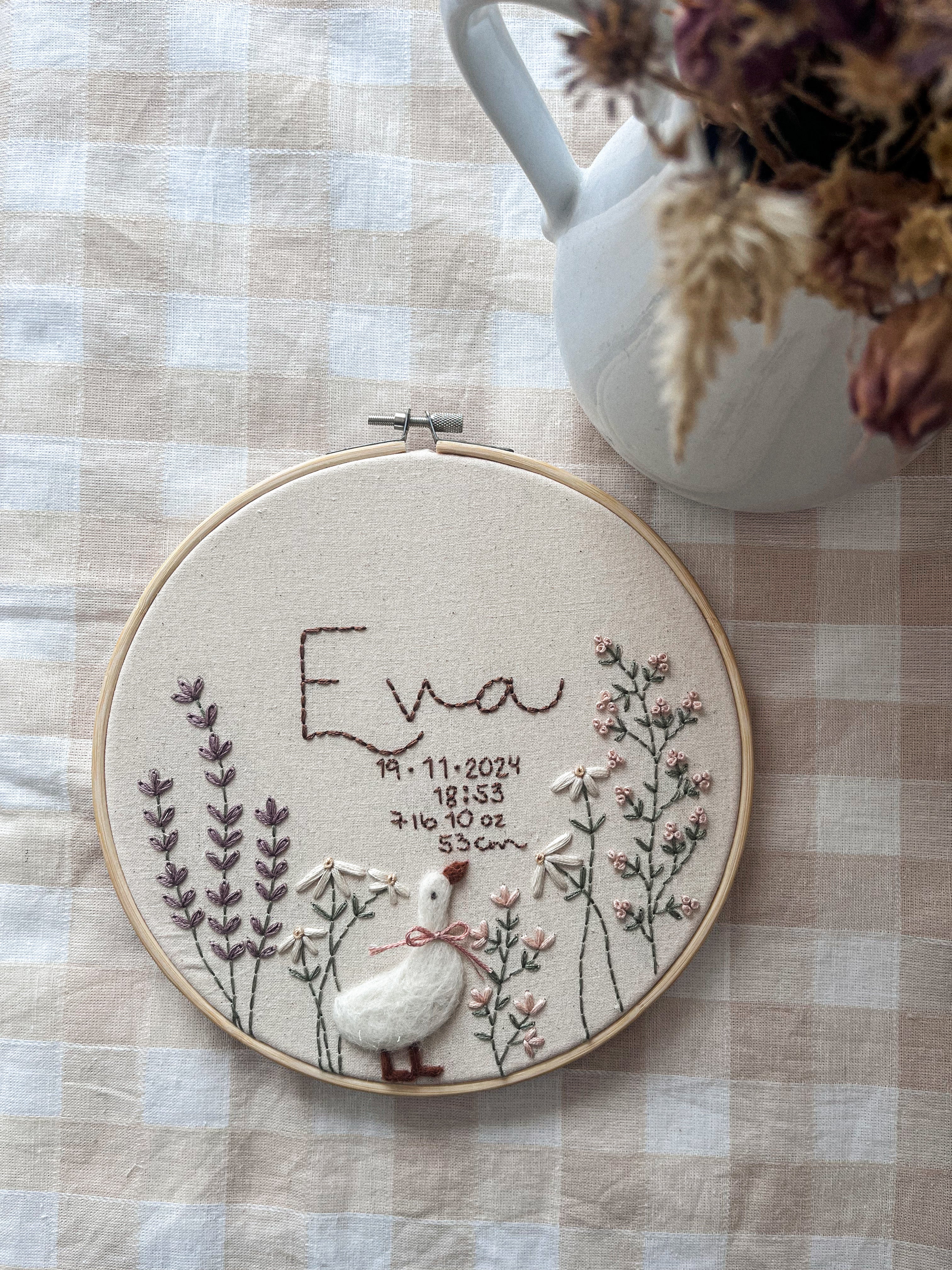 Broderie fleurs montantes