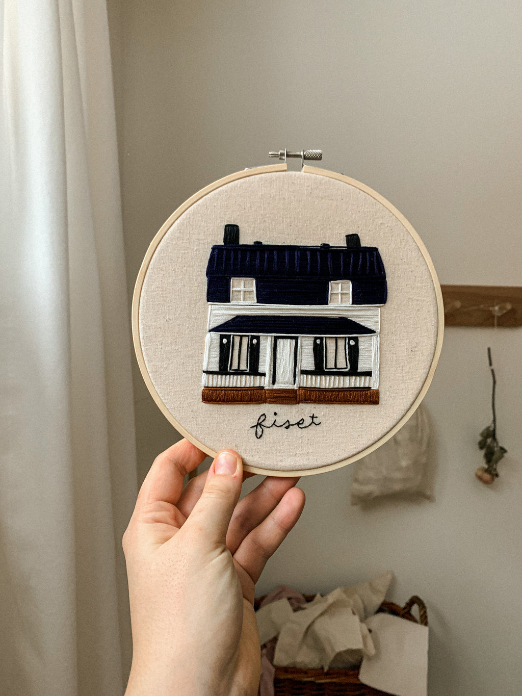 Maison brodée