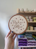Prénom + quelques petites broderies