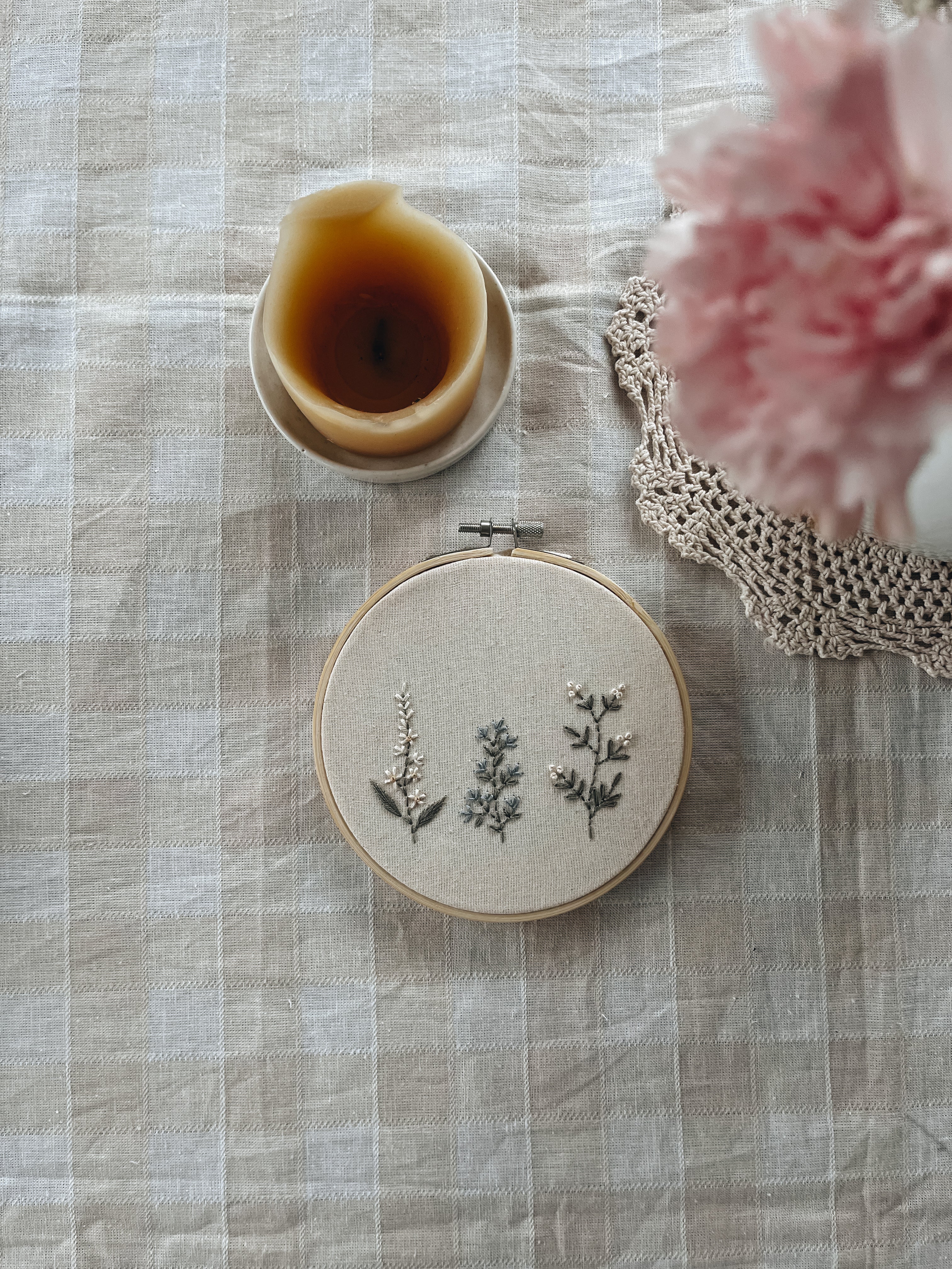 Broderie - Trio de fleurs