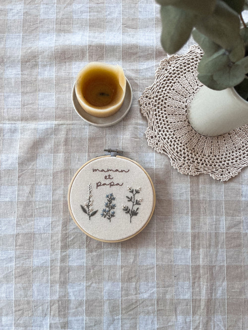 Broderie - Trio de fleurs